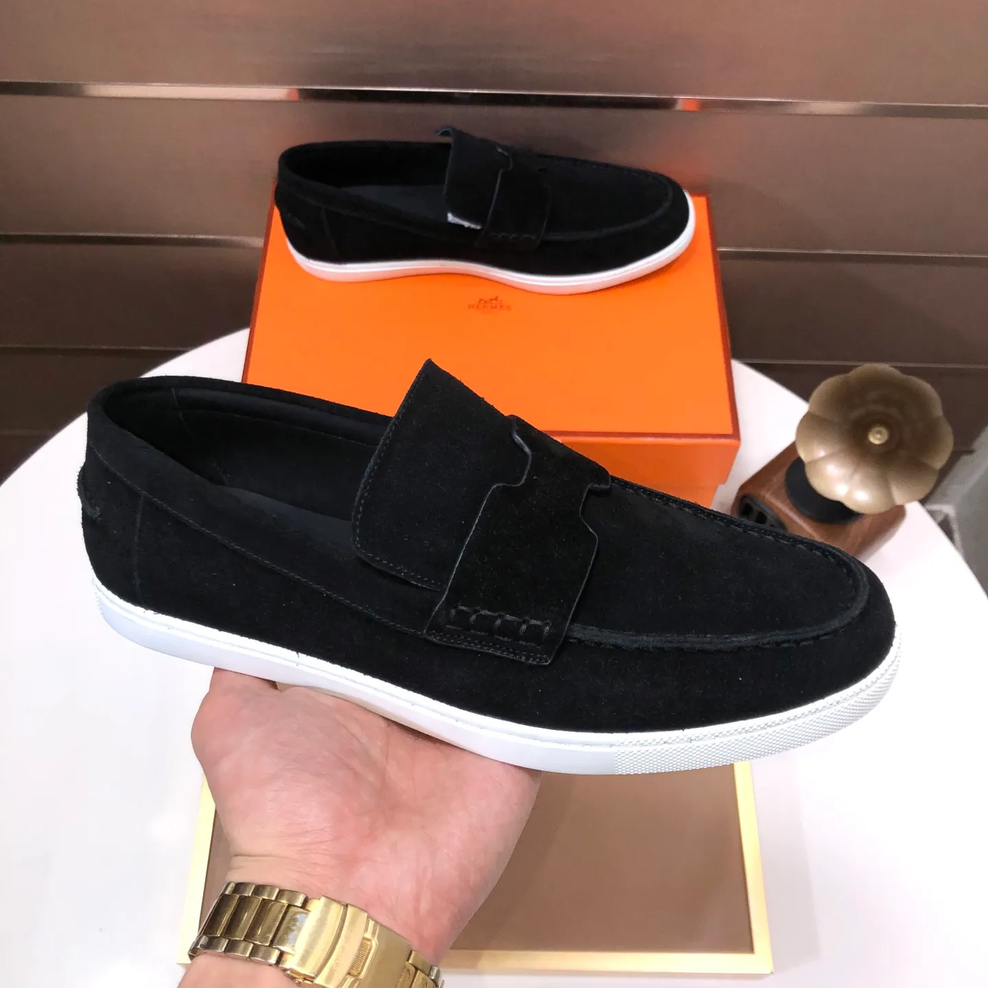 Men's shoes💰560💰[HERMES] (cowhide lining)🍀Italian top luxury🍀He does not pursue novel styles and gorgeous colors, but attracts the favor of successful men with his flawless, elegant and classic style. Formal leather shoes This very comfortable, simple and stable style allows you to easily match any style! The pattern is absolutely 1:1 refined from the original case, and we strive for excellence in materials, imported cowhide + cowhide lining💪💪💪extraordinary texture👍! .Code number: 39-45 (45 customized)